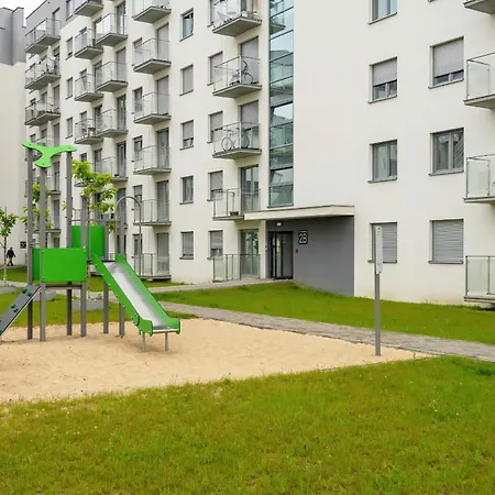 Apartment Spacious With Parking & Balcony In By Renters Poznan