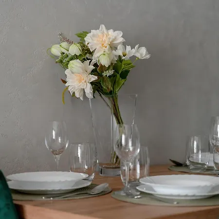 דירה Spacious With Parking & Balcony In By Renters פוזנן