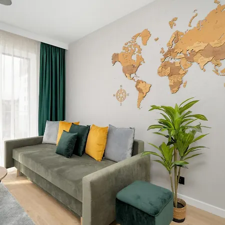 Daire Spacious With Parking & Balcony In By Renters *