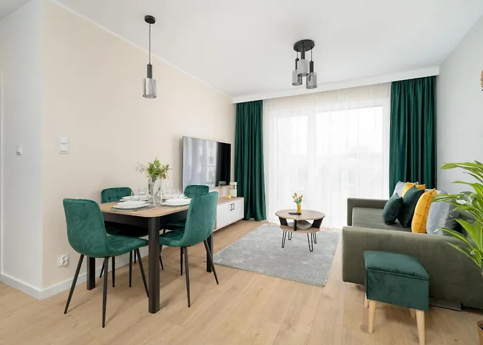 Spacious With Parking & Balcony In By Renters Poznan